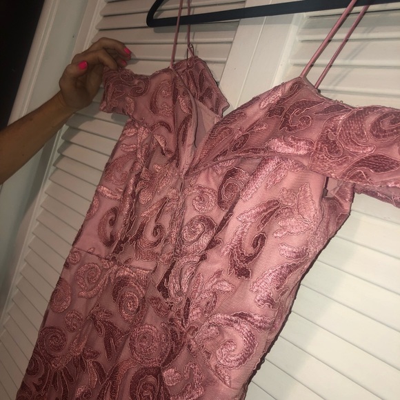 custom made pink lace gown - Picture 3 of 6